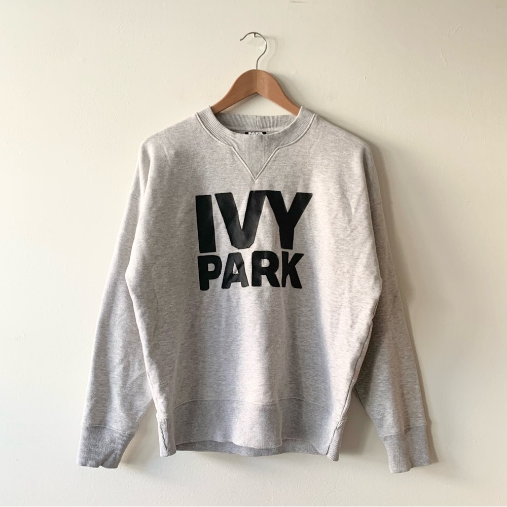IVY PARK Light Gray Crewneck Sweatershirt